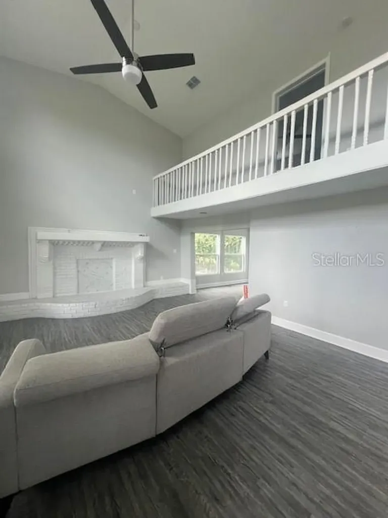 915 C F Kinney Road Lake Wales FL 33859