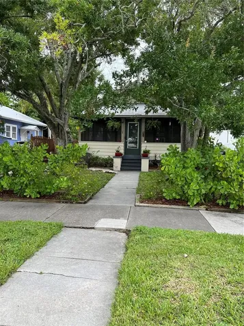1668 Oak Street Sarasota FL 34236