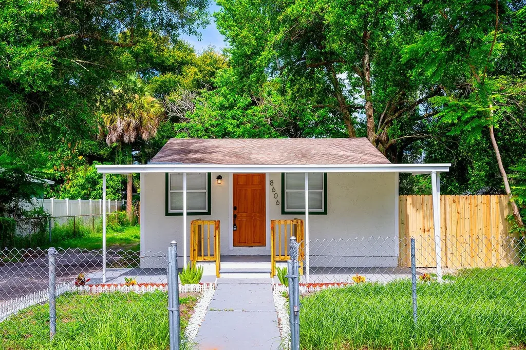 8606 N 17th Street Tampa FL 33604