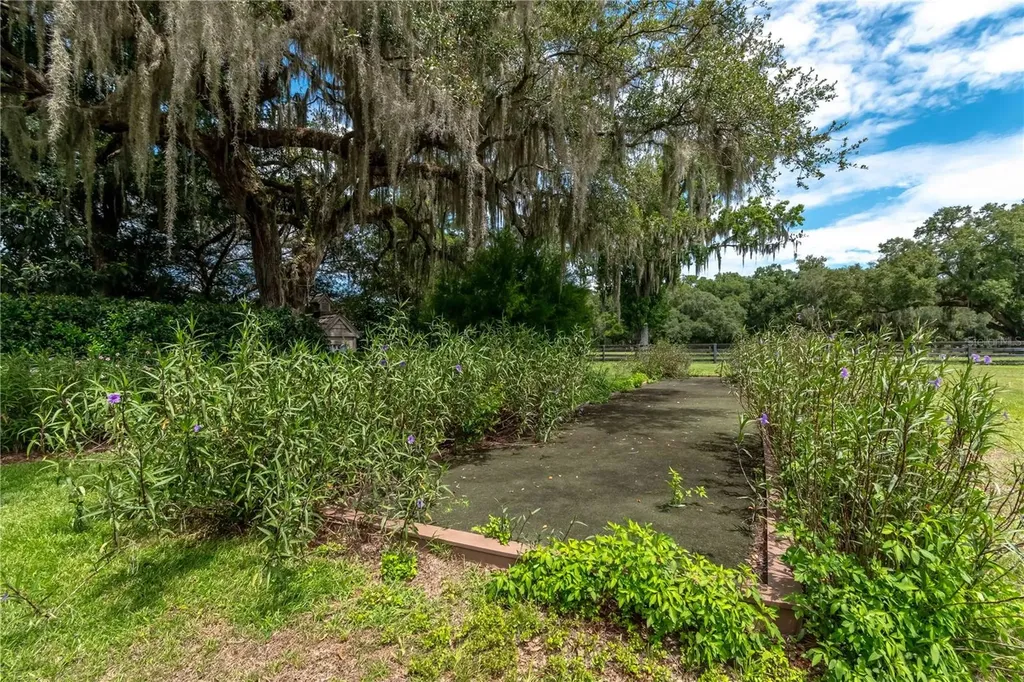 12500 NW 100th Street Ocala FL 34482