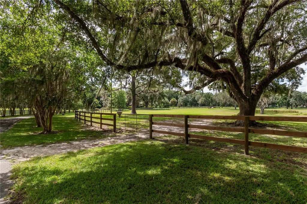 12500 NW 100th Street Ocala FL 34482