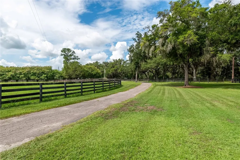 12500 NW 100th Street Ocala FL 34482