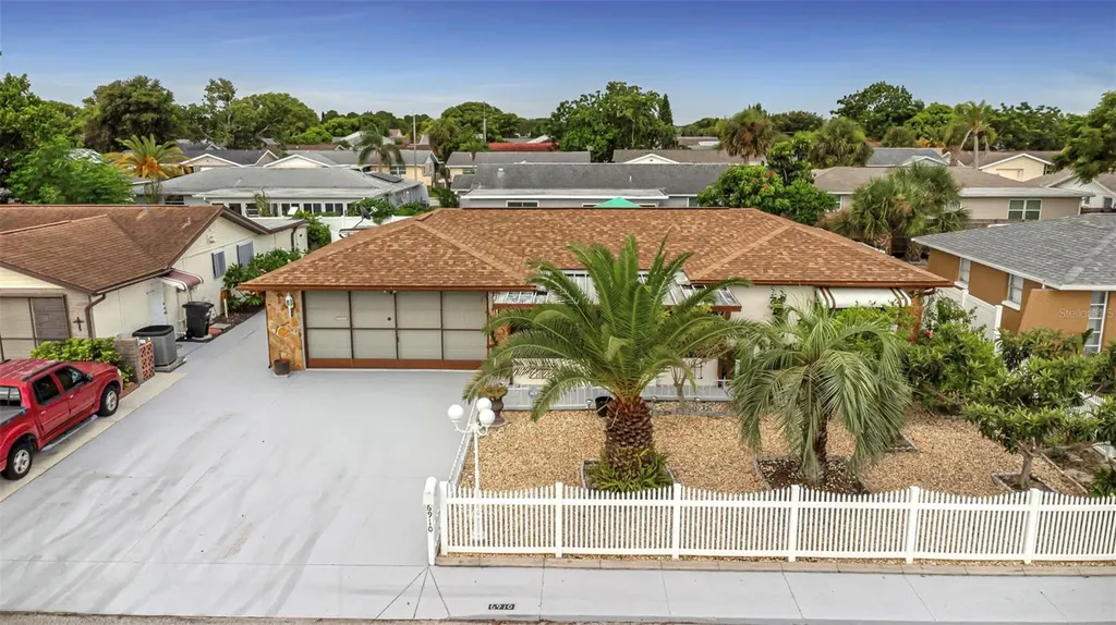 6910 Tierra Linda Street Port Richey FL 34668