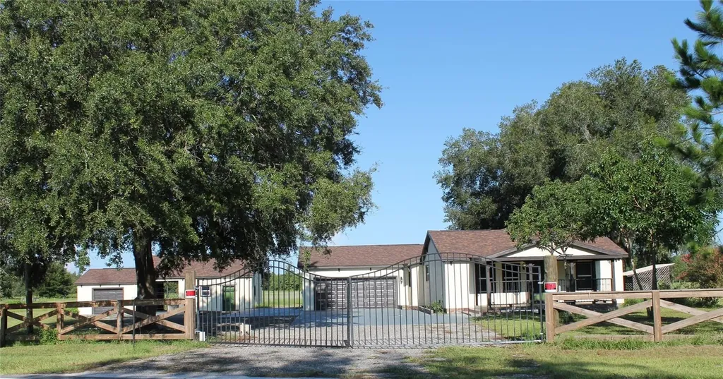 13832 Bay Lake Road Groveland FL 34736