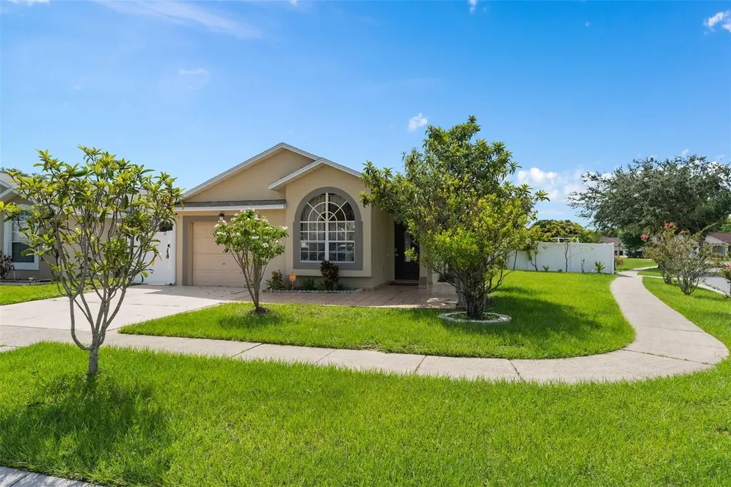 9702 Red Clover Avenue Orlando FL 32824