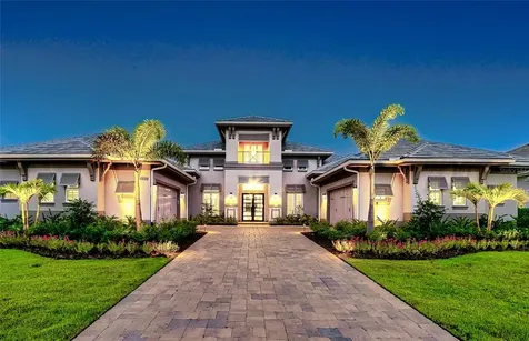 17022 Clearlake Avenue Lakewood Ranch FL 34202