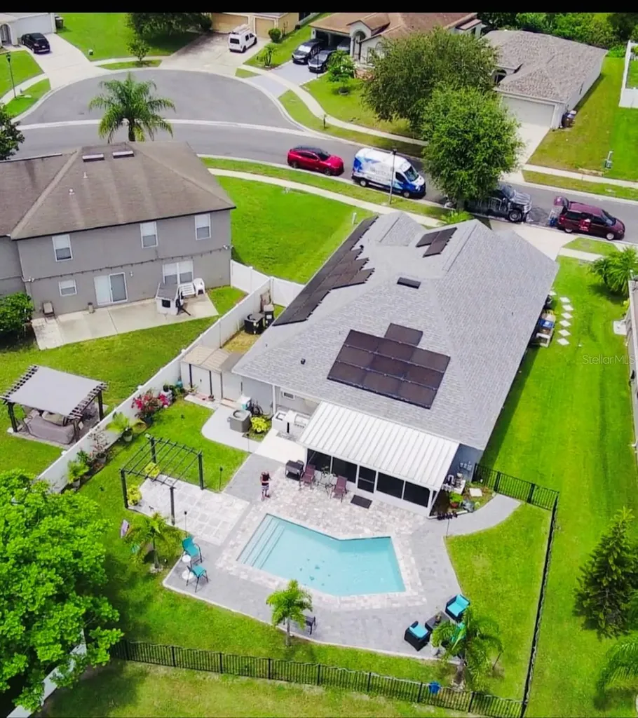 2364 Walnut Canyon Drive Kissimmee FL 34758