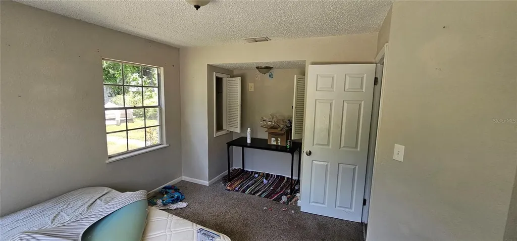4375 Lindsey Loop Dover FL 33527