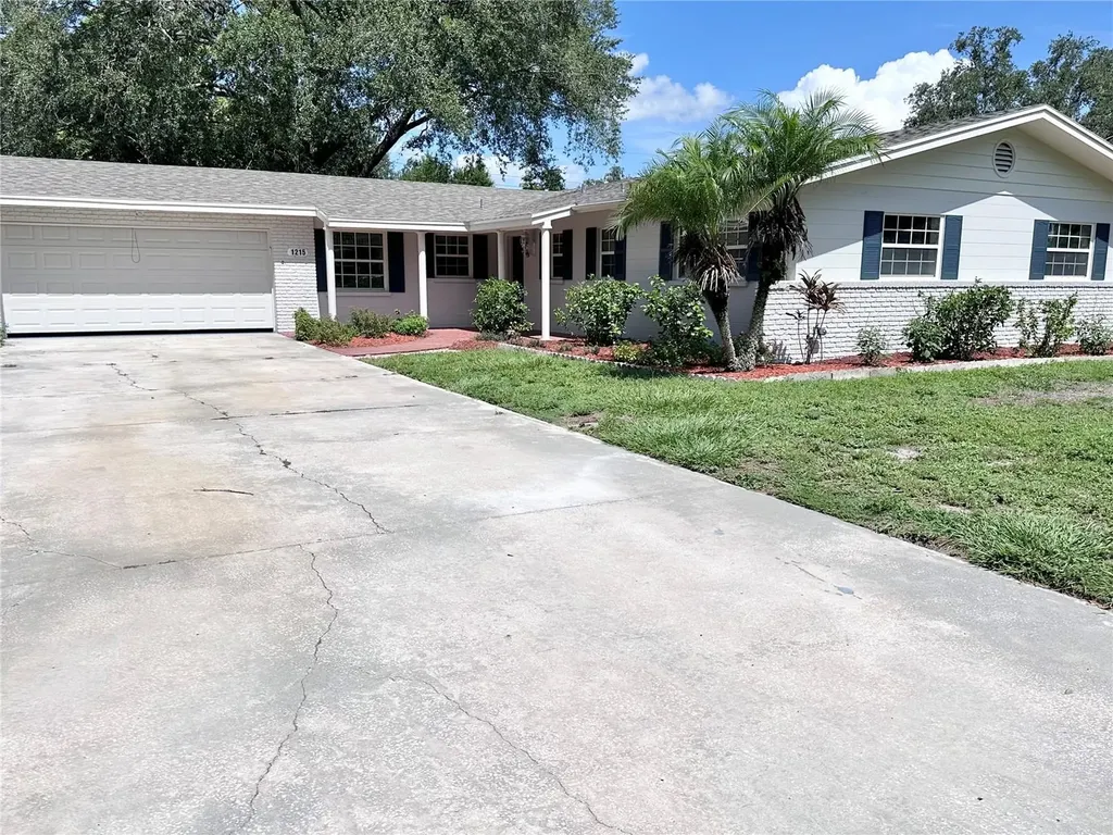 1215 Newport Avenue Lakeland FL 33801