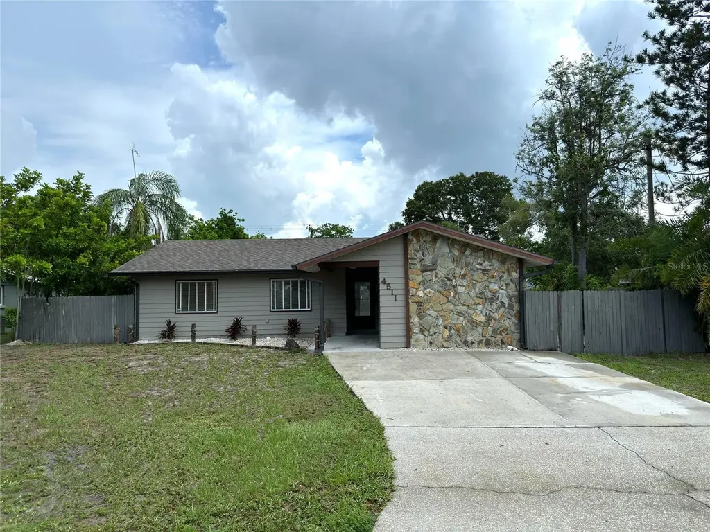 4511 60th Street W Bradenton FL 34210