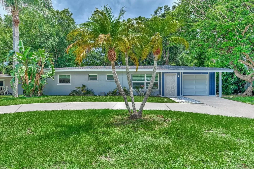 2674 Novus Place Sarasota FL 34237