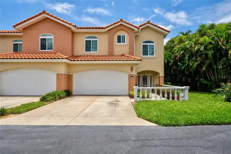 6247 Vista Verde Drive W St Petersburg FL 33707
