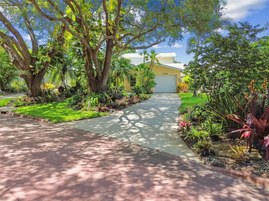 1153 Williams Drive S St Petersburg FL 33705