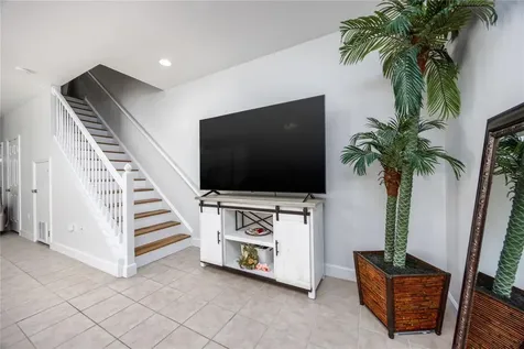 923 NW 21st Avenue Gainesville FL 32609