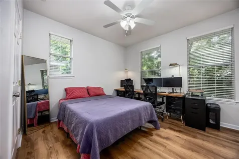 923 NW 21st Avenue Gainesville FL 32609
