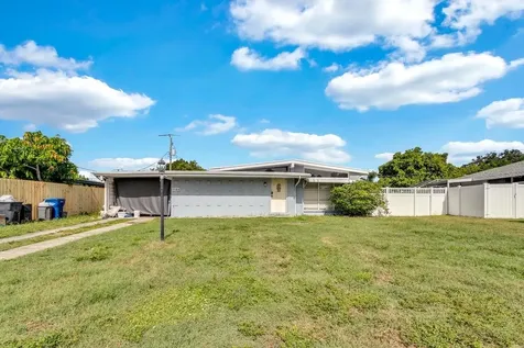 1104 Dartmouth Drive Bradenton FL 34207