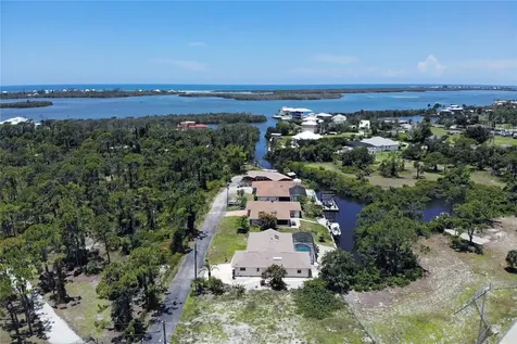 3440 Downing Street W Englewood FL 34224