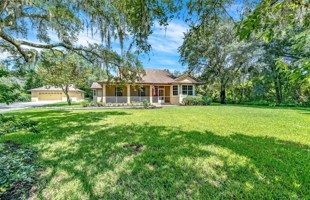 1327 Trail By The Lake Deland FL 32724
