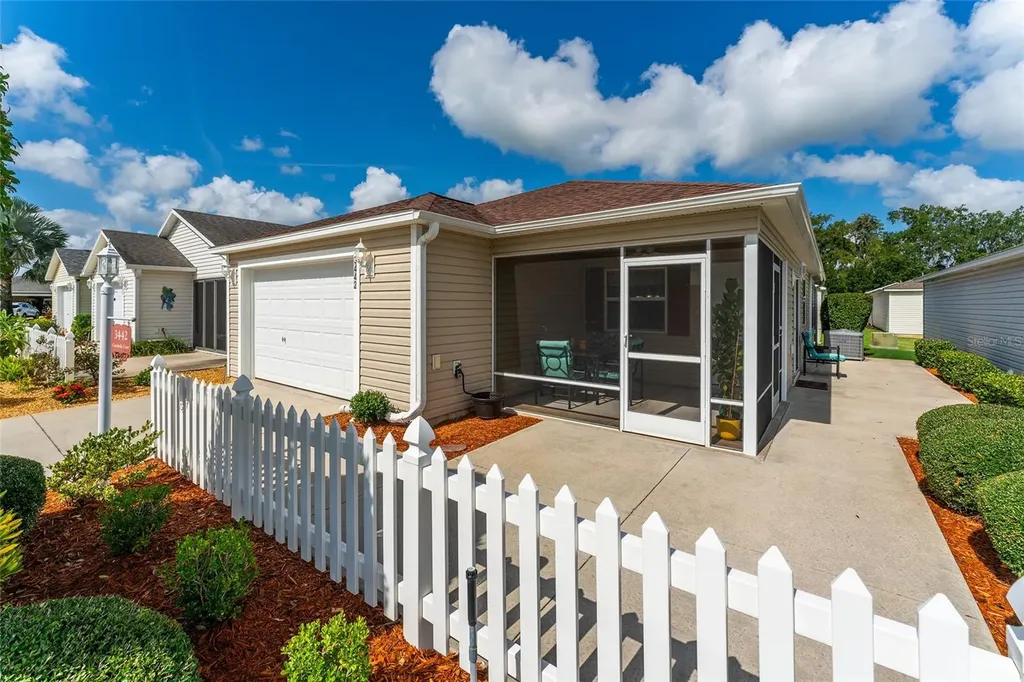3442 Carrabelle Court The Villages FL 32163