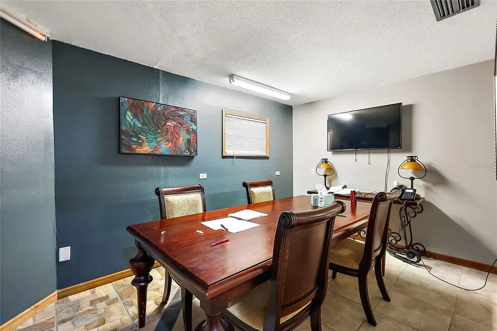 1020 & 1014 E North ( Us Highway 441) Boulevard Leesburg FL 34748