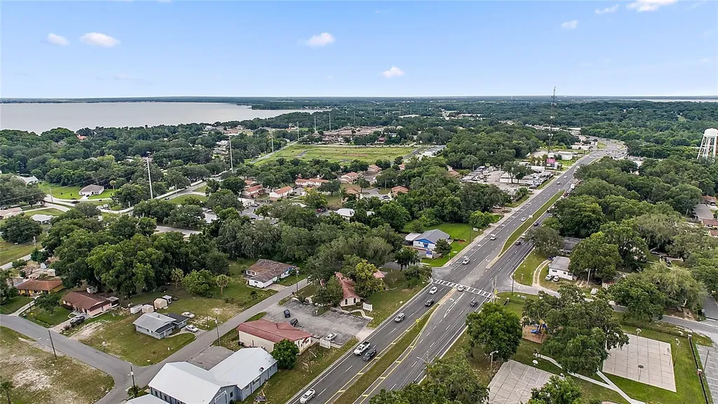 1020 & 1014 E North ( Us Highway 441) Boulevard Leesburg FL 34748