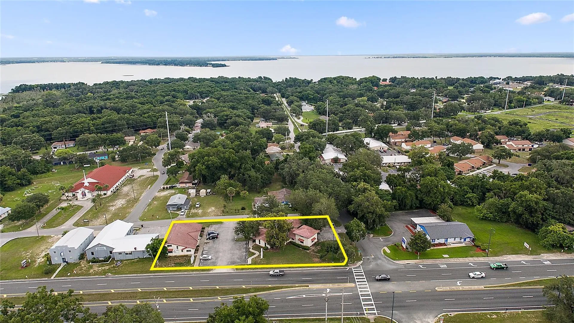 1020 & 1014 E North ( Us Highway 441) Boulevard Leesburg FL 34748