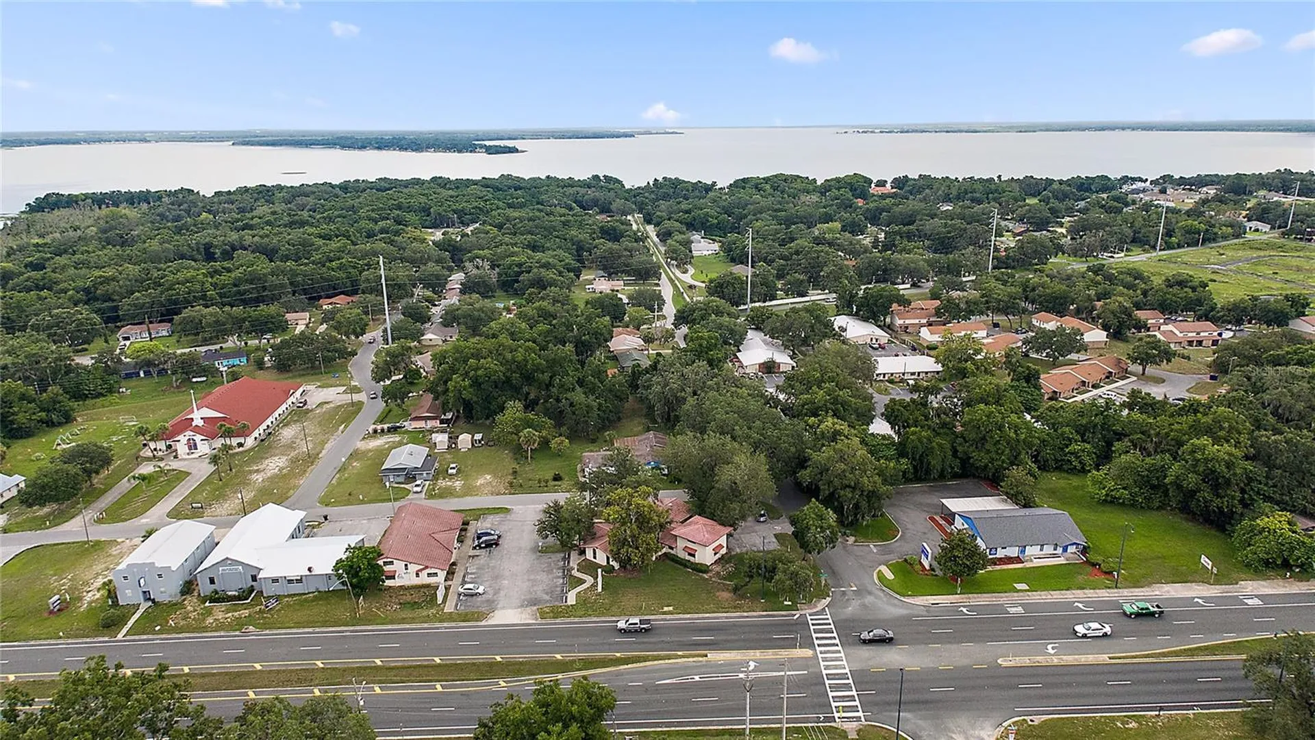 1020 & 1014 E North ( Us Highway 441) Boulevard Leesburg FL 34748