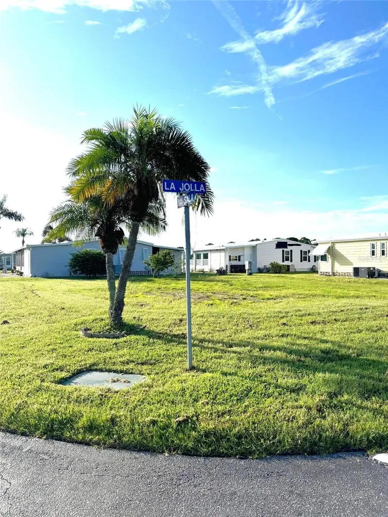 602 La Jolla Circle North Port FL 34287