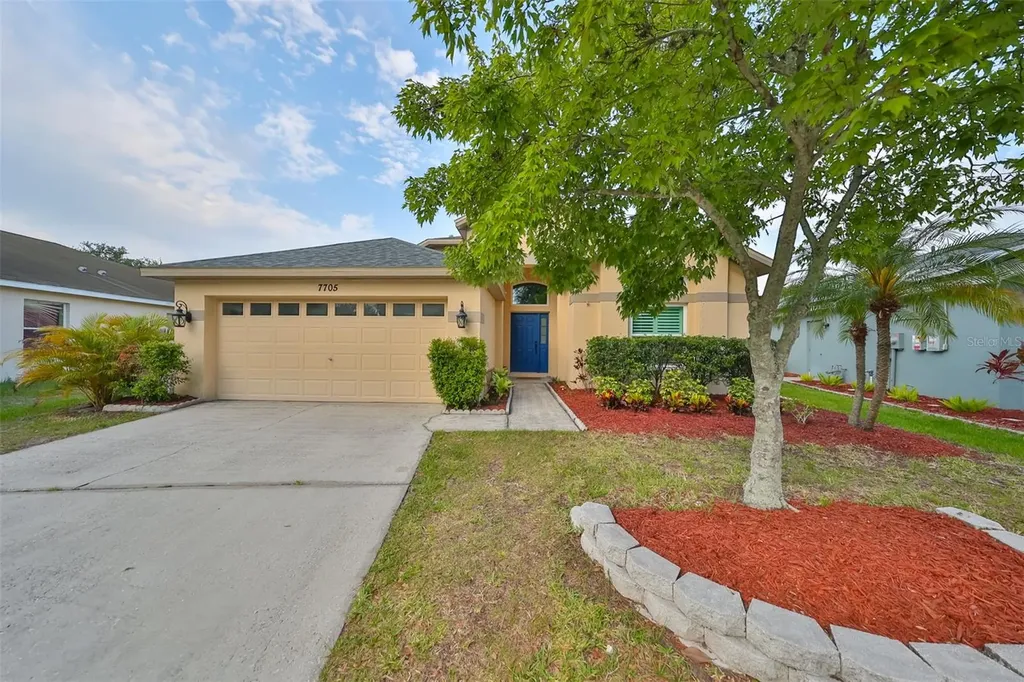 7705 Monarch Hill Way Apollo Beach FL 33572