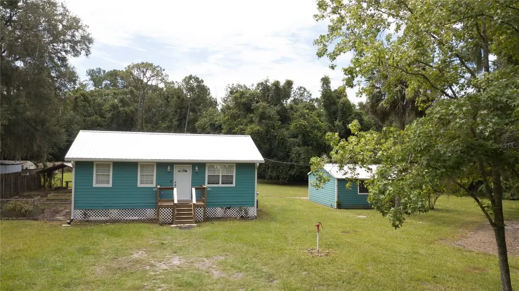 2869 Linda Drive Deland FL 32720