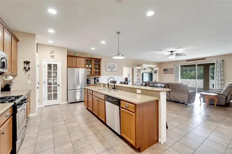 1816 Via Chianti Street Plant City FL 33566