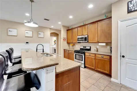 1816 Via Chianti Street Plant City FL 33566
