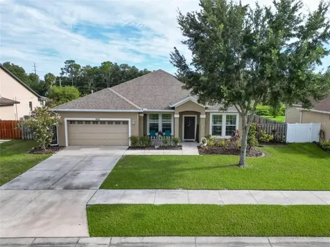 1816 Via Chianti Street Plant City FL 33566
