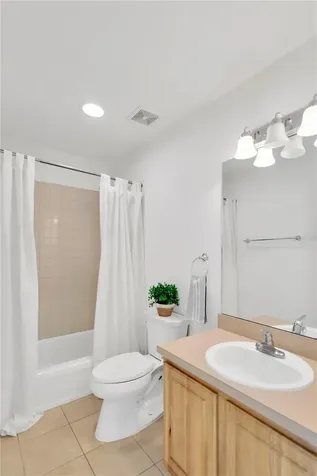 3132 Santorini Court Tampa FL 33611
