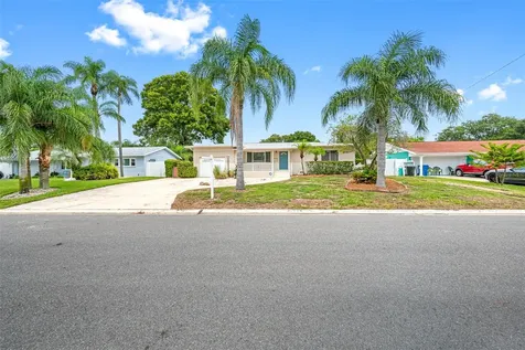 4553 35th Avenue N St Petersburg FL 33713