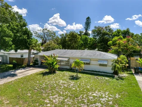 2003 75th Way N St Petersburg FL 33710
