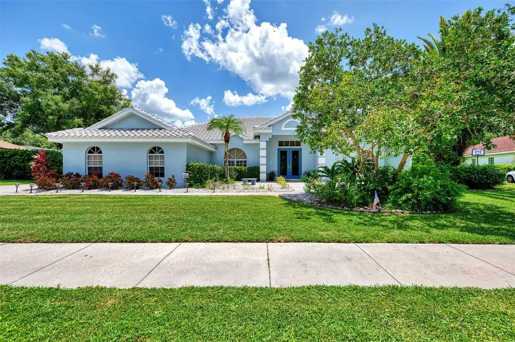 9044 Misty Creek Drive Sarasota FL 34241
