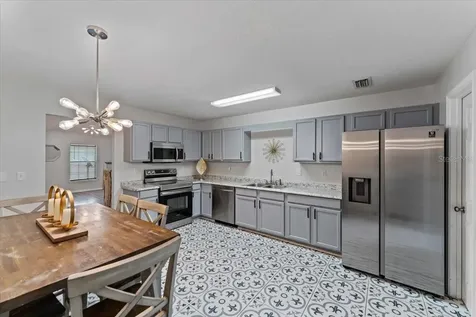 8420 Mcgirts Village Lane Jacksonville FL 32210