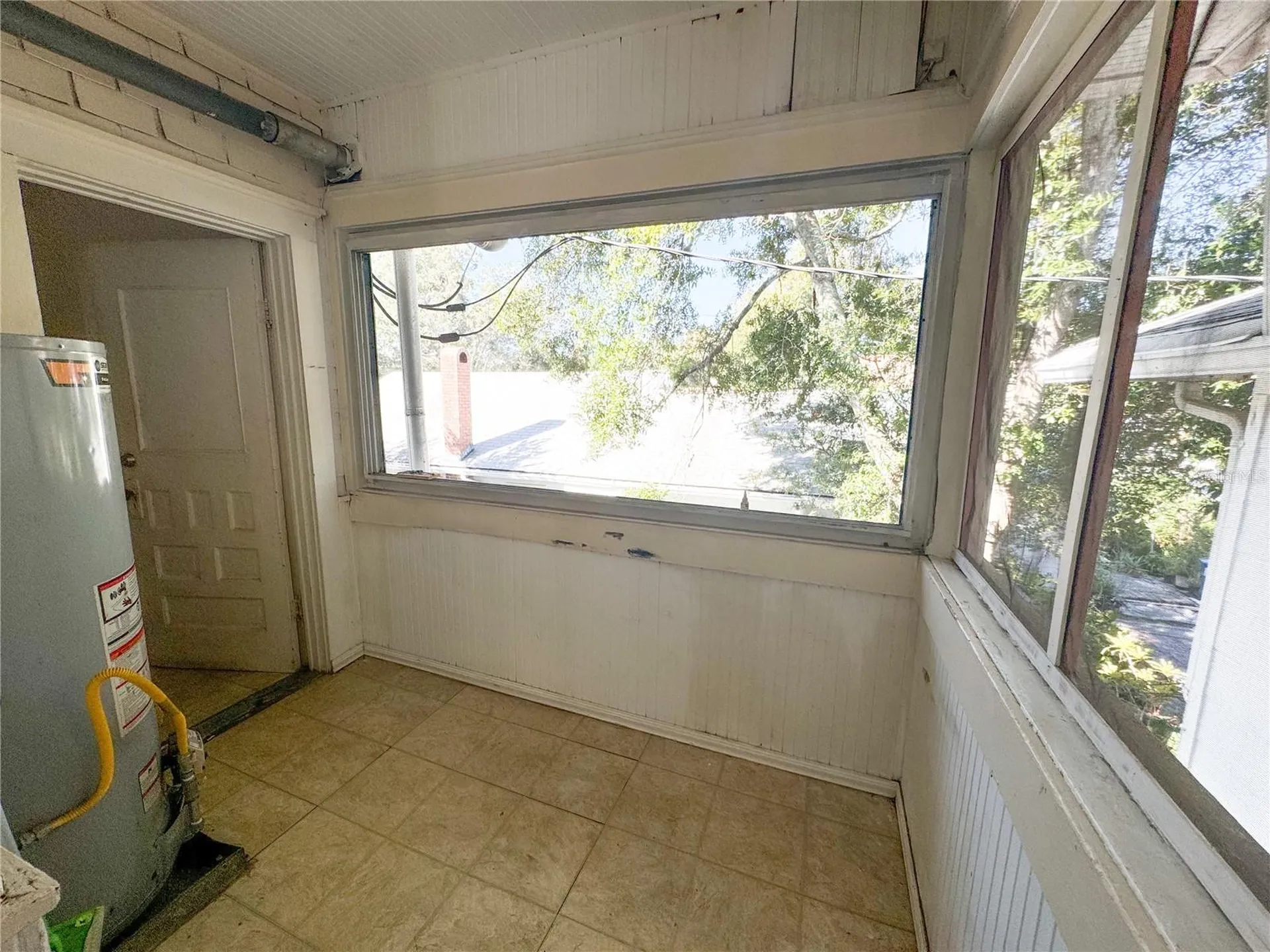 421 10th Avenue N St Petersburg FL 33701
