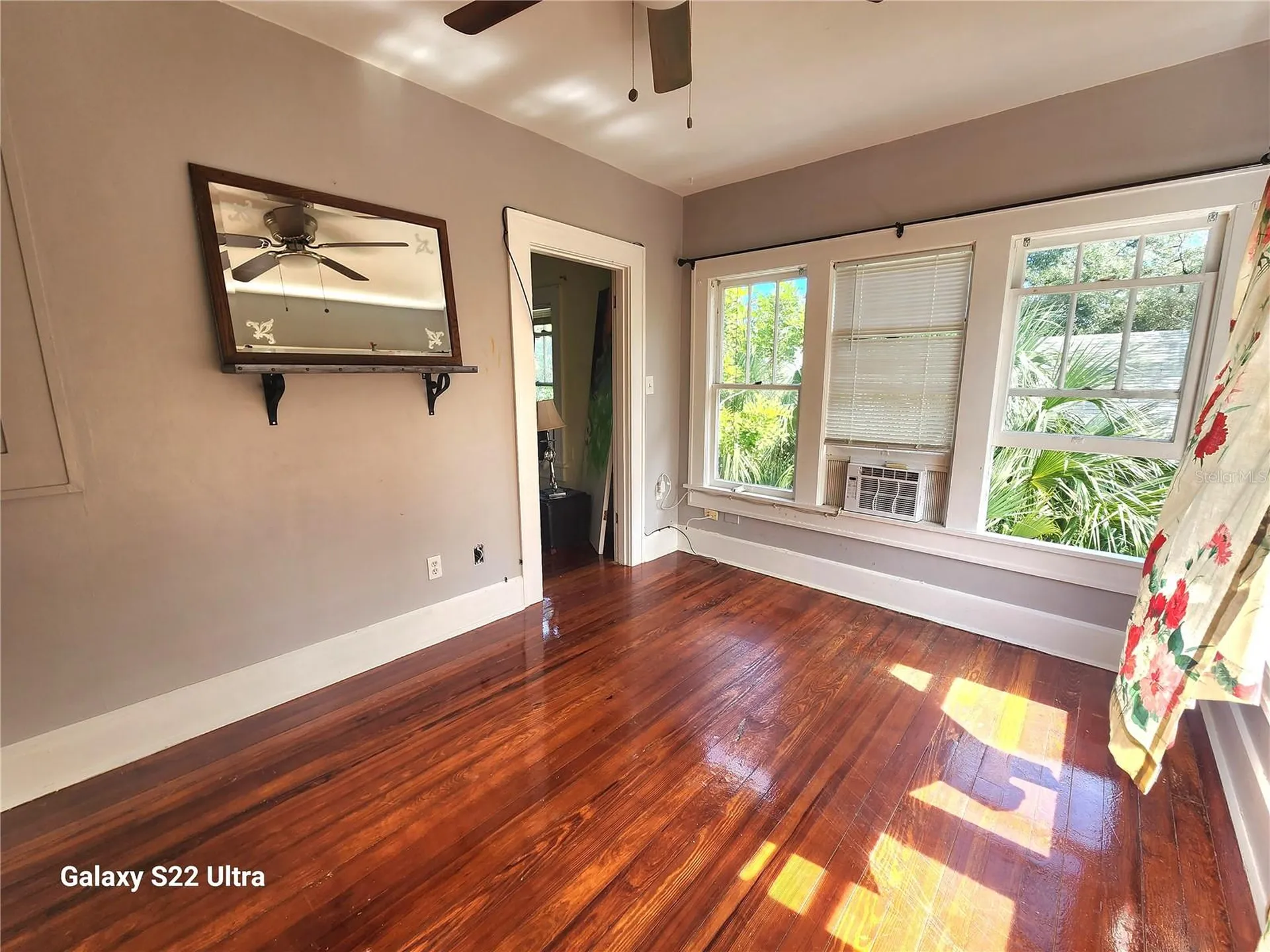 421 10th Avenue N St Petersburg FL 33701