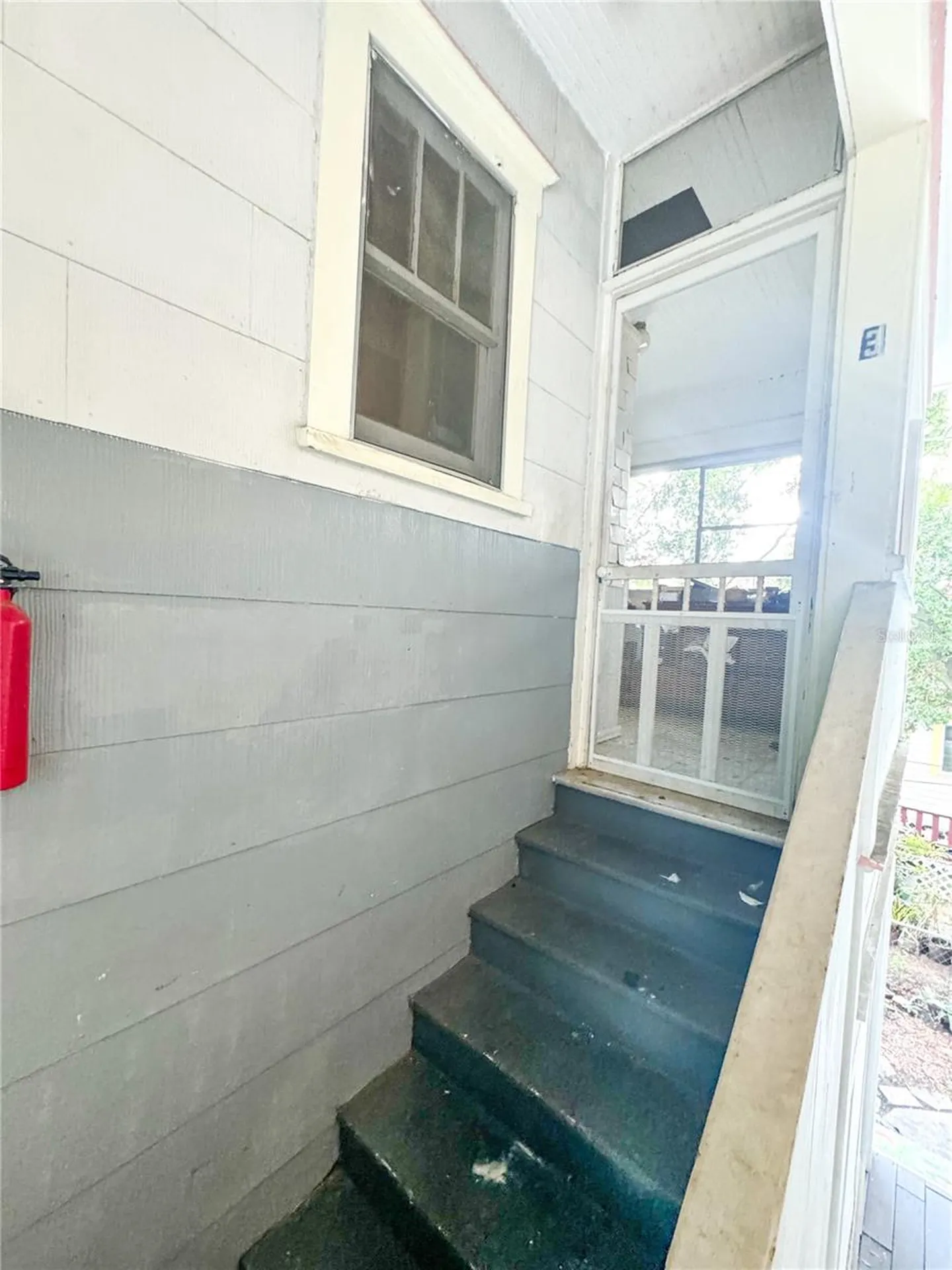 421 10th Avenue N St Petersburg FL 33701