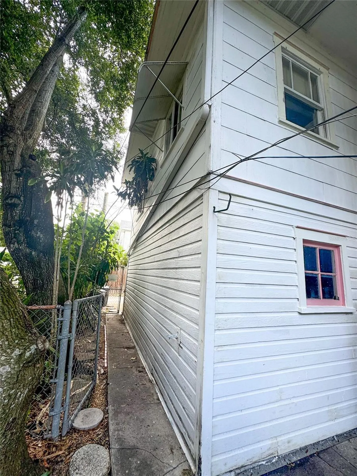 421 10th Avenue N St Petersburg FL 33701