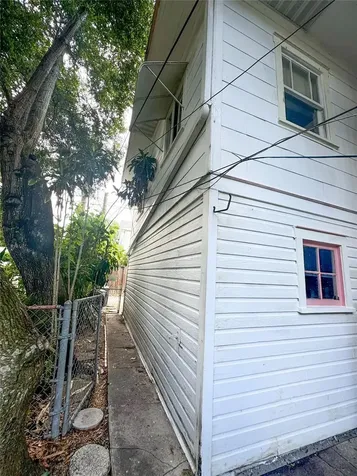 421 10th Avenue N St Petersburg FL 33701