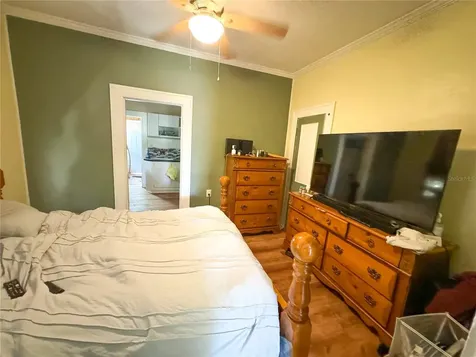 421 10th Avenue N St Petersburg FL 33701