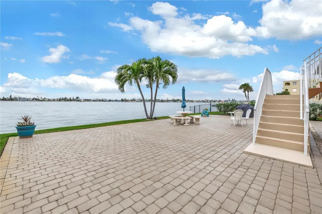 800 Madonna Boulevard Tierra Verde FL 33715