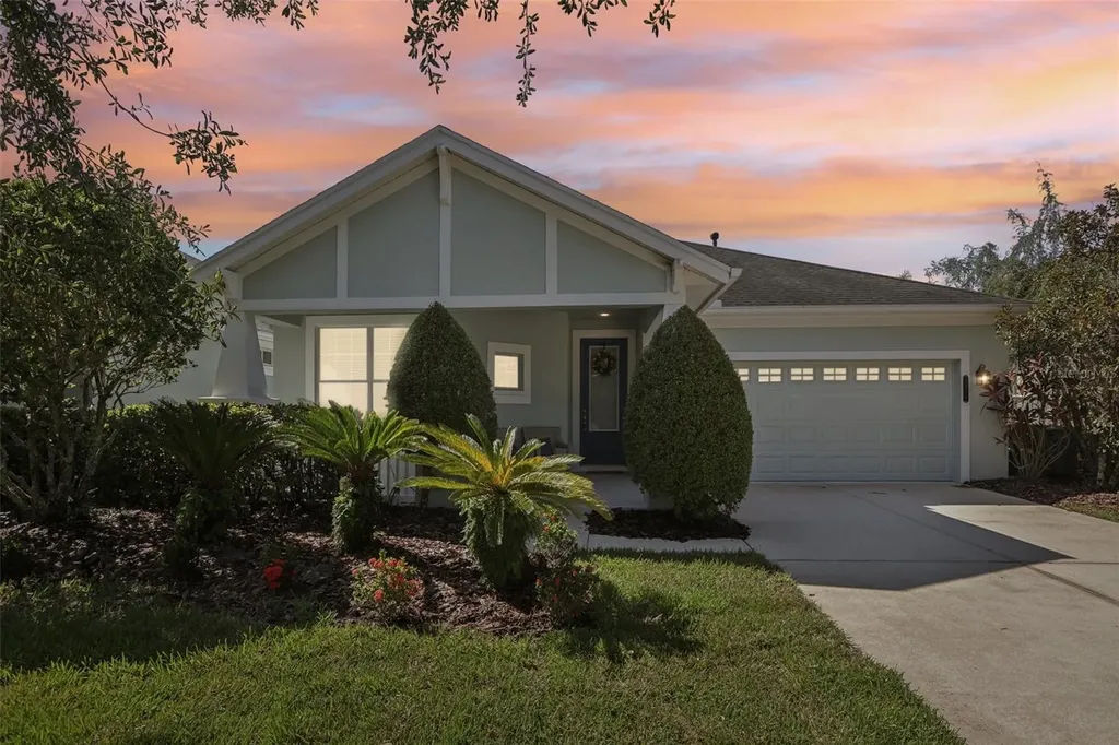 8119 Hampton Lake Drive Tampa FL 33647