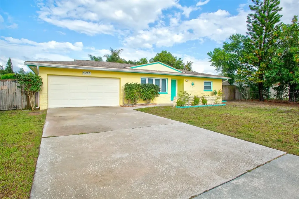 1713 S Betty Lane Clearwater FL 33756
