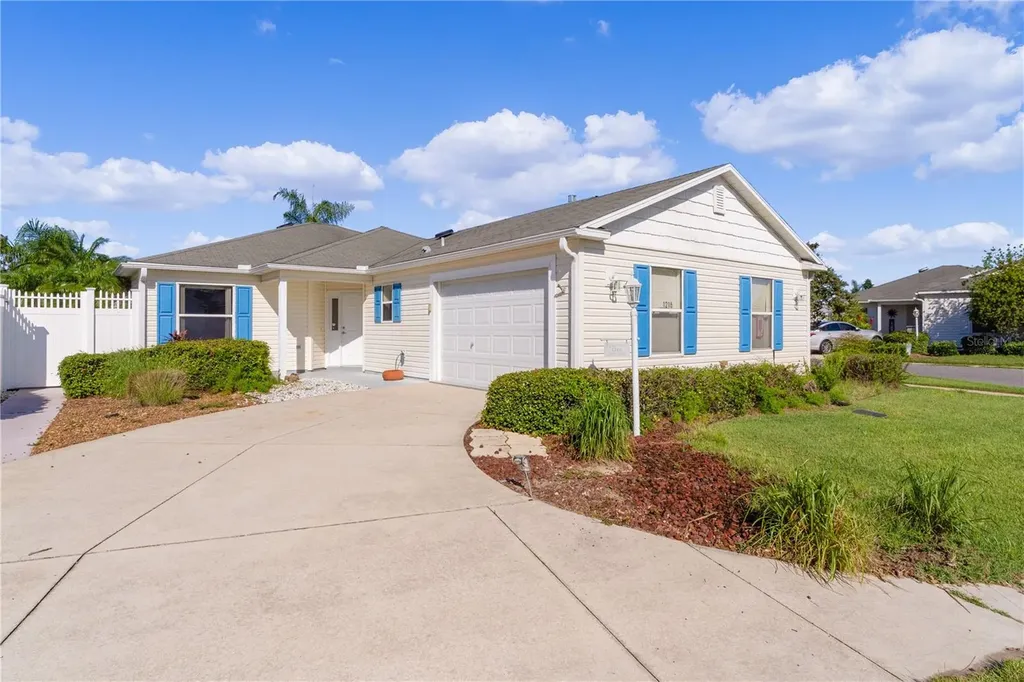 1216 Estill Avenue The Villages FL 32162