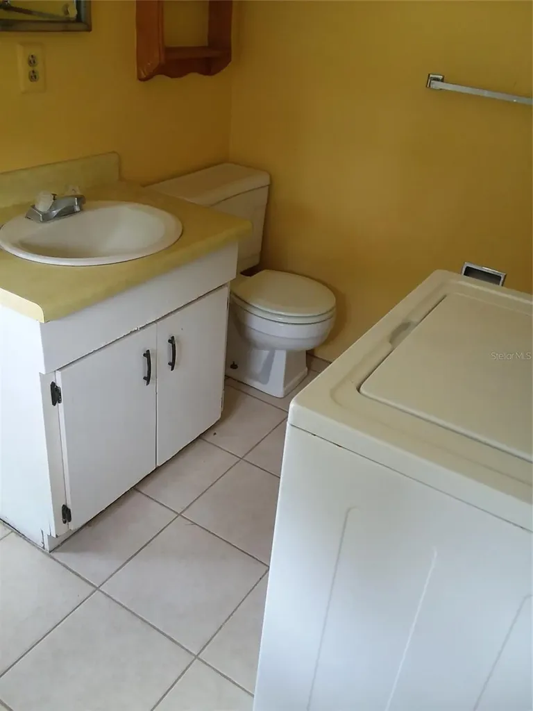 7828 E Southlake Drive Floral City FL 34436