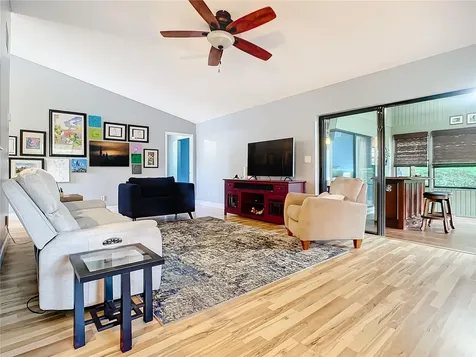 1057 Old South Lane Apopka FL 32712